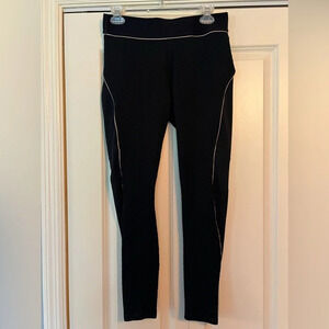 Ivy Park leggings. Size large.